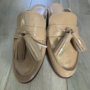 Vionic Tan Patent Leather Mules with Tassels